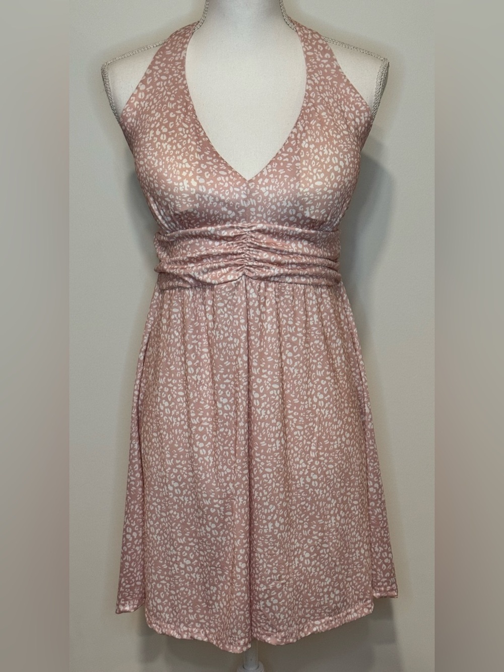 Kiwi & Punch Women’s Pink & White Halter Mini Dress V-Neck Size M
